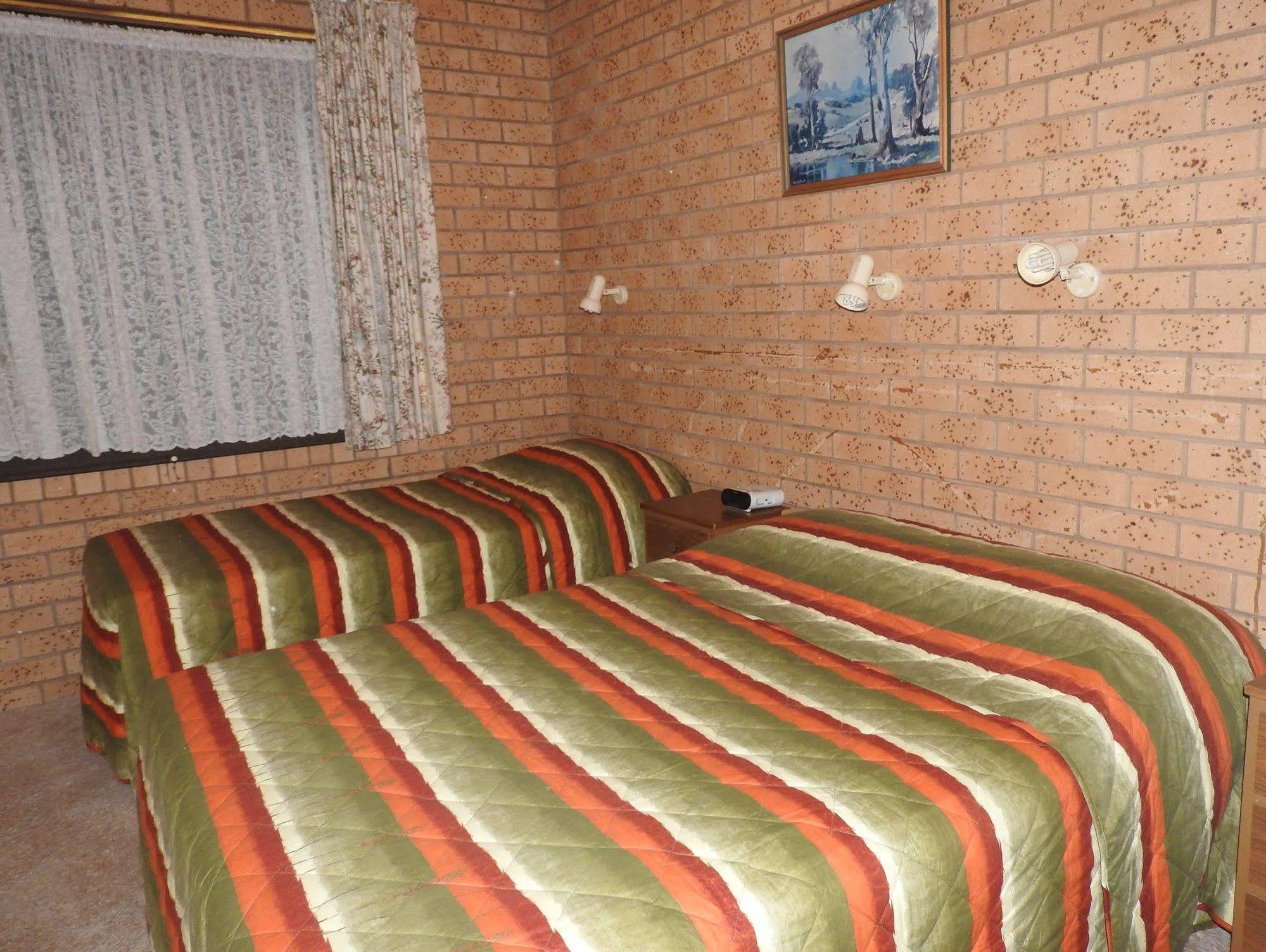 Lone Pine Motel Corowa Exterior foto